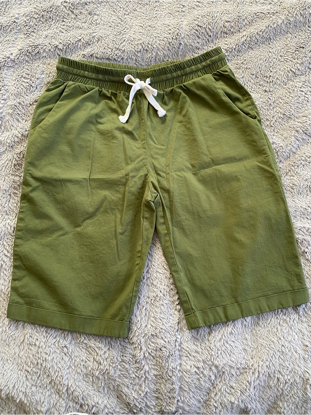 Men's Olive Green Drawstring Casual Shorts